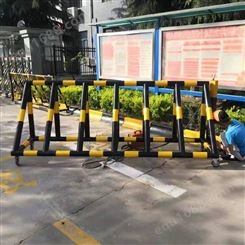 锡林郭勒 防撞拒马移动护栏 学校单位门口挡车护栏 安全防护栏 方元浩宇