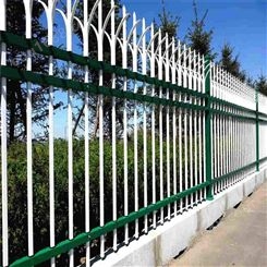 道路两侧围栏 pvc塑钢护栏公园 绿化锌钢栅栏 定制